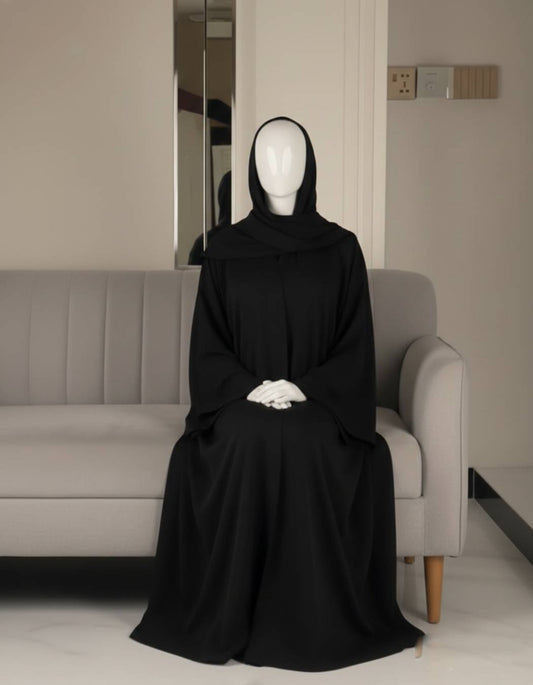 L'abaya noire gracieuse