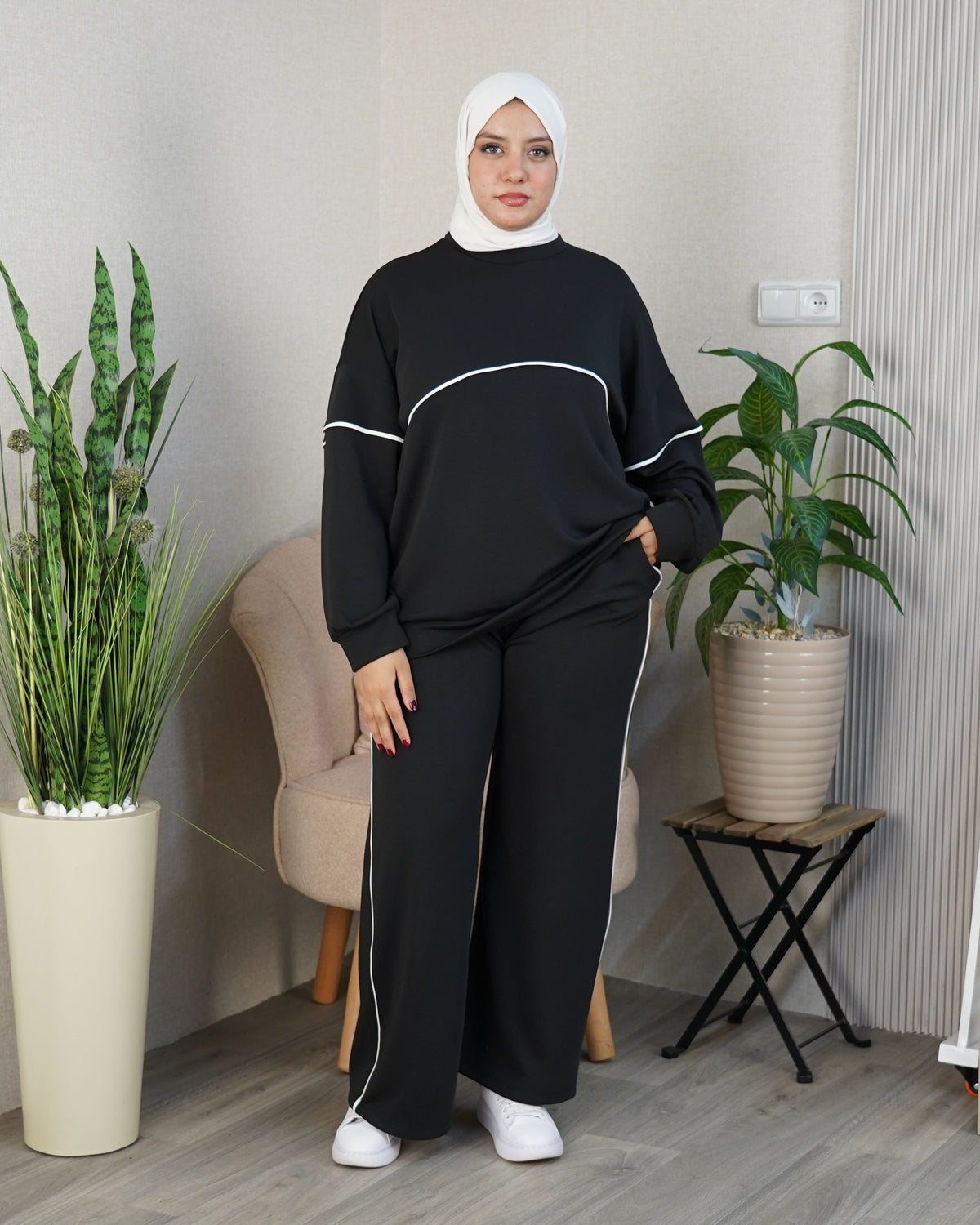 3089-NOIR-T1